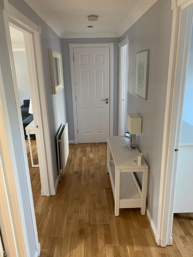 Flat One, 212 Eaglesham Road, East Kilbride, Glasgow Exteriér fotografie
