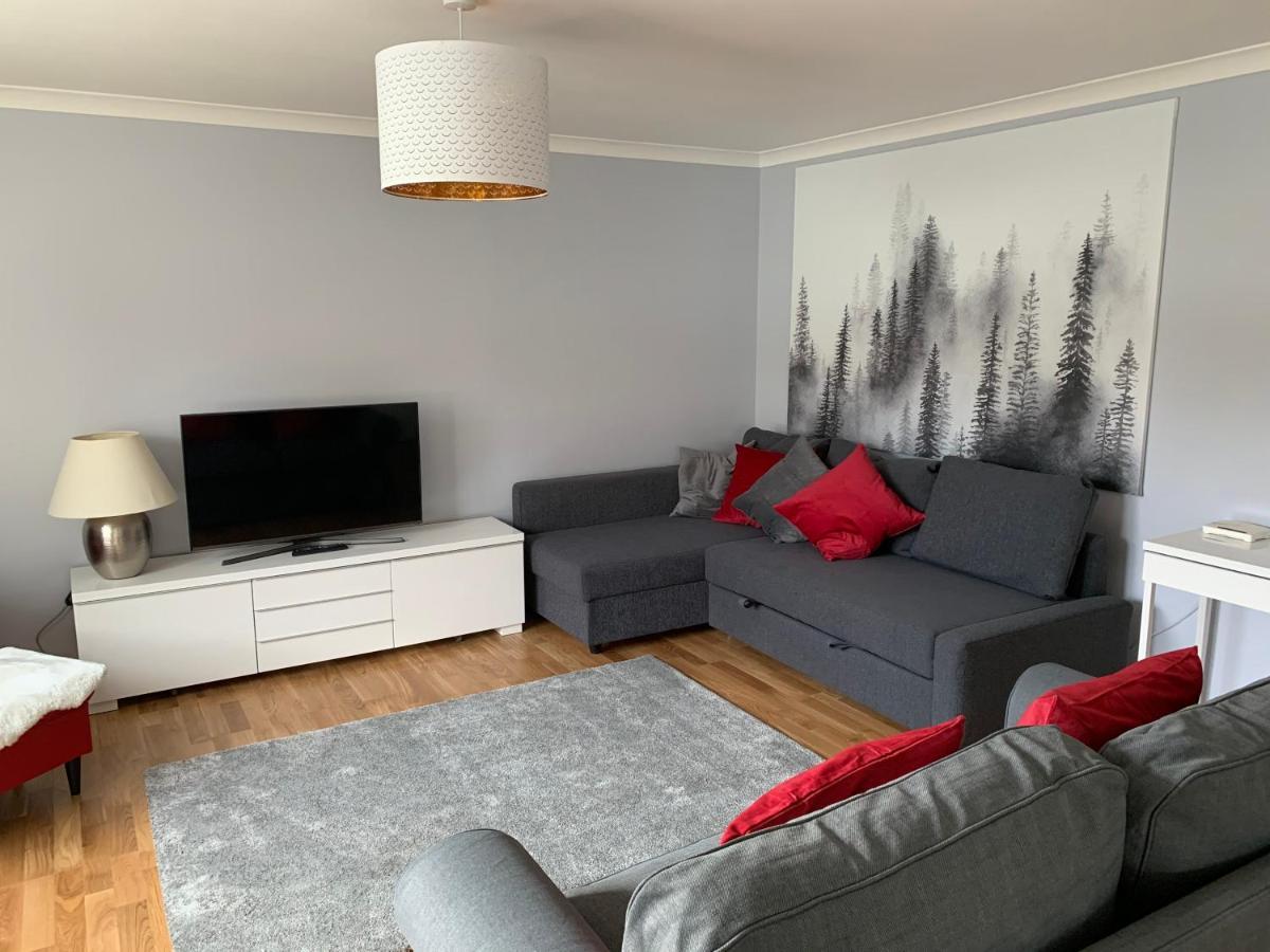 Flat One, 212 Eaglesham Road, East Kilbride, Glasgow Exteriér fotografie